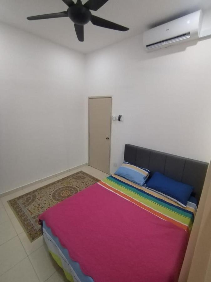 M2H Homestay Kuantan Exterior photo